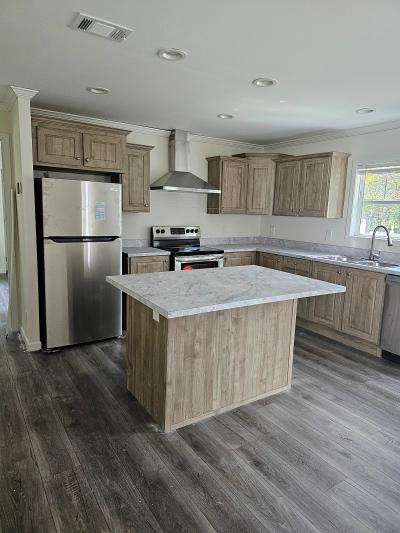 Mobile Home at 489 Starratt Rd Lot #110 Jacksonville, FL 32218