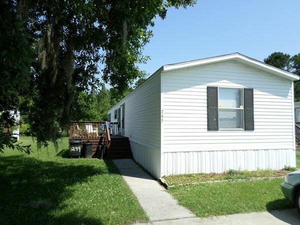 Photo 1 of 2 of home located at 489 Starratt Rd Lot #245 Jacksonville, FL 32218