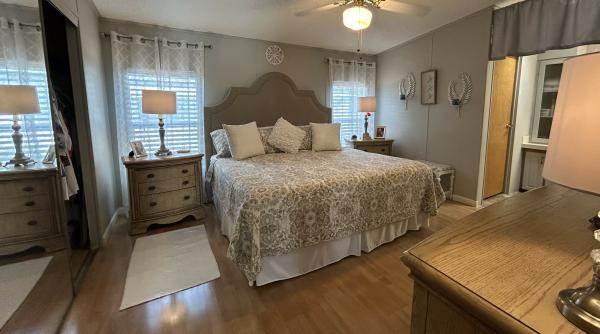 1992 HOME Mobile Home