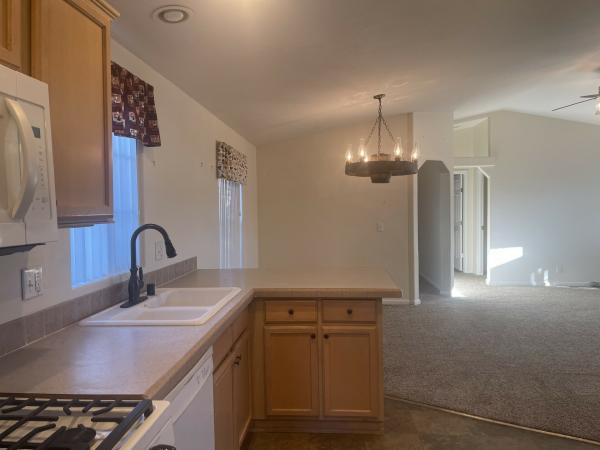 2005 Fleetwood 4513B Mobile Home