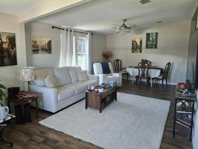 Photo 4 of 20 of home located at 6373 Forest Lake Dr Zephyrhills, FL 33540