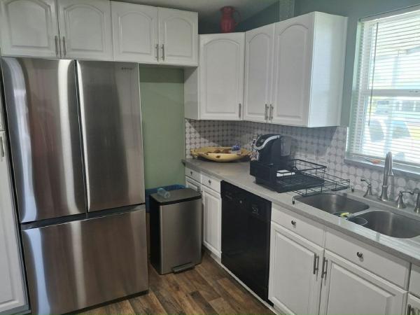 1988 Fleetwood NA Mobile Home