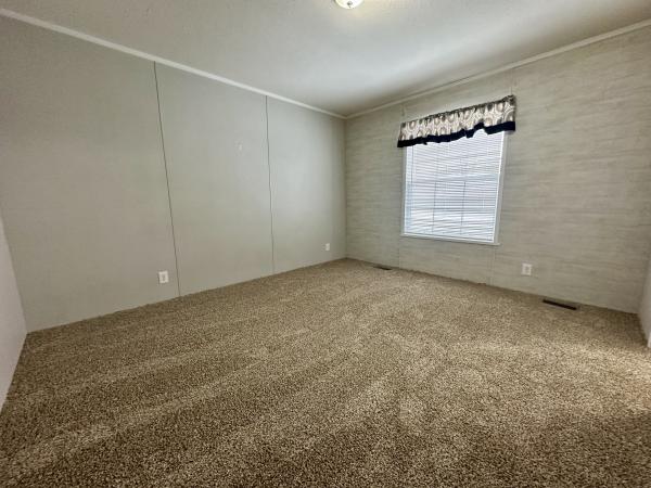 2019 Champion RA2856205 Mobile Home