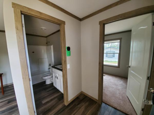 2020 Clayton Homes Inc 5 Point Collection Mobile Home