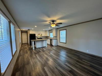 Mobile Home at 1210 Cresthill Huntsville, TX 77340