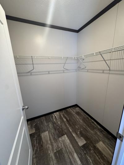 Mobile Home at 17115 Oliver Macomb, MI 48044