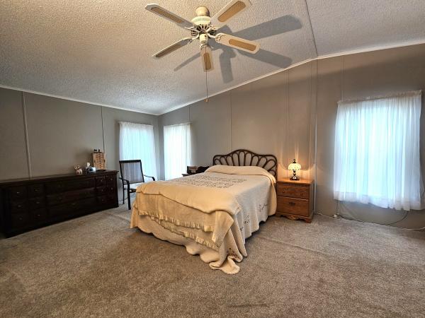 1990 Palm Harbor Mobile Home