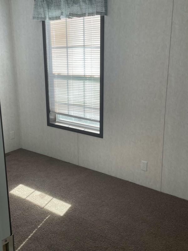 2022 Champion 86 NWS-F-25206  Home