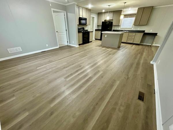 2019 Clayton Homes Inc Mobile Home For Sale