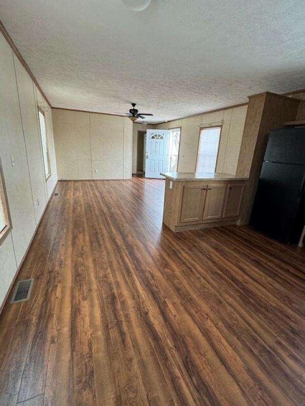 2015 EAGLE RIVER LC-64S500  Home