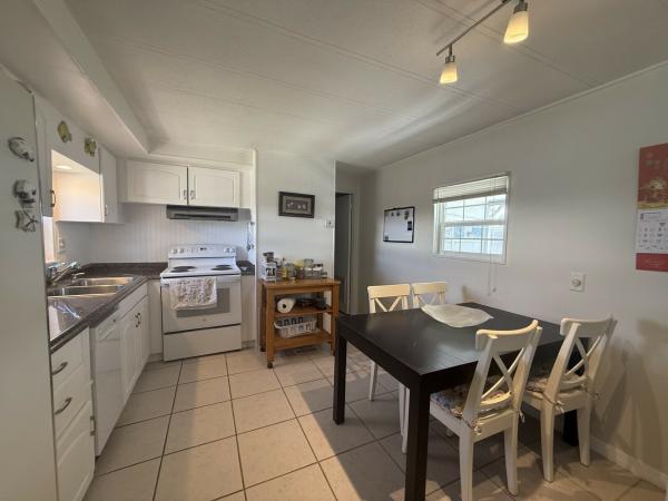 1974 BROAD SW Mobile Home