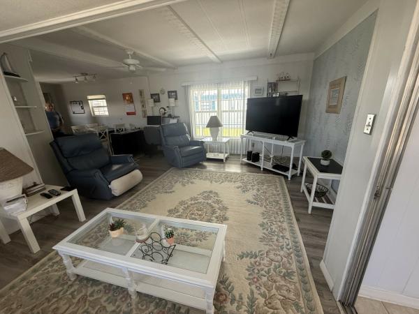 1974 BROAD SW Mobile Home