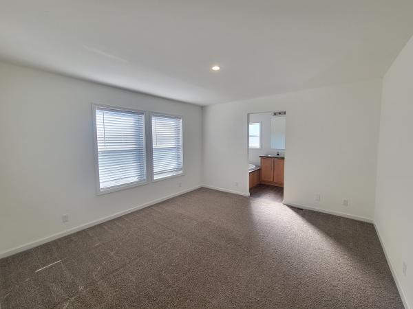 2022 Champion Y-53 Mobile Home