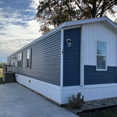 Mobile Home at 9901 State Road 3 #0018 Muncie, IN 47303