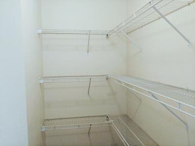 Photo 3 of 14 of home located at 3683 Bentwood Circle West White Lake, MI 48383