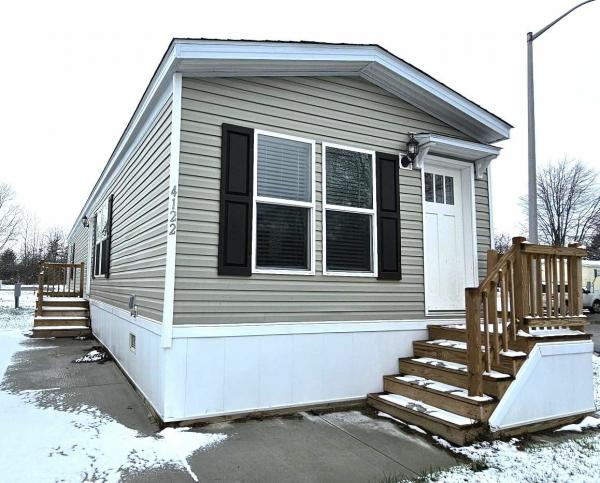 Photo 1 of 2 of home located at 4122 E. Lawrence Circle Drive Lot 767 Indianapolis, IN 46241