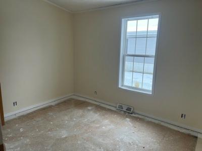 Photo 3 of 11 of home located at 253 North Meadow Court Batavia, OH 45103