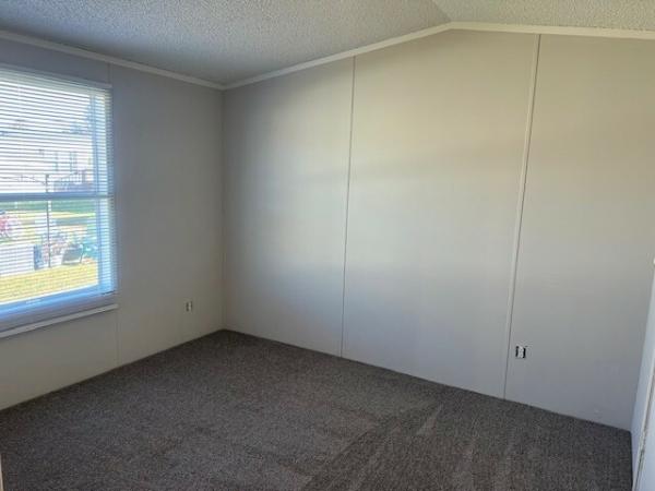 2002 FLEETWOOD Fleetwood Mobile Home