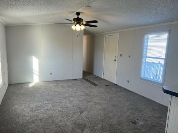 2002 FLEETWOOD Fleetwood Mobile Home