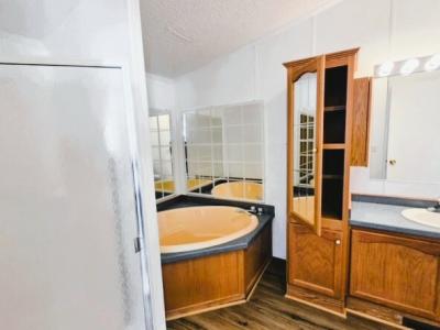 Photo 5 of 19 of home located at 40 North Road Southington, CT 06489