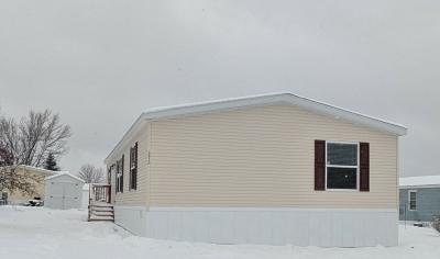 Photo 4 of 12 of home located at 272 Harrison Dr Davison, MI 48423