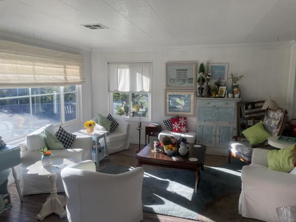 1972 Golden West KM601B Mobile Home