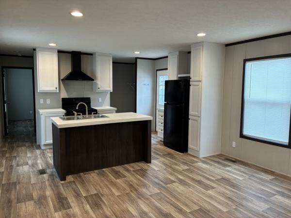 2023 35MYO16562AH23  Home