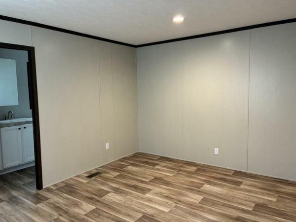 2023 35MYO16562AH23  Home