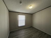 2017 LH167232B  Home