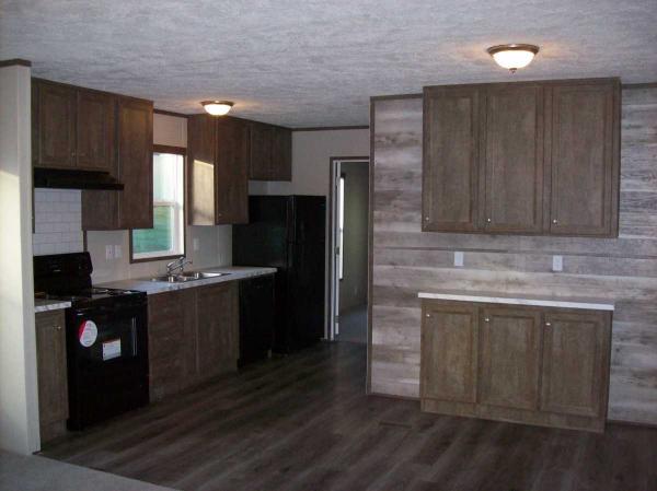2021 Clayton Homes Blazer 56 Mobile Home