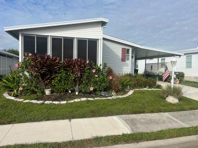 Photo 2 of 12 of home located at 2610 88th Street E Palmetto, FL 34221