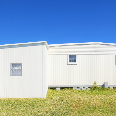 Photo 4 of 17 of home located at 2505 East Bay Drive Largo, FL 33771