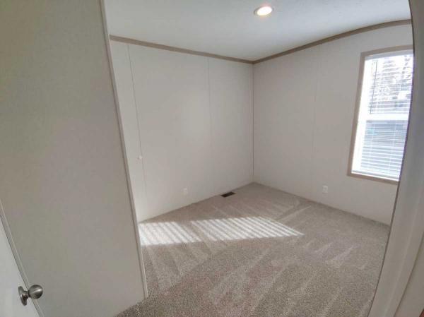 2025 Clayton Adrenaline 6016-4200 Manufactured Home