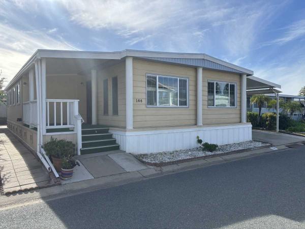 1971 Santa Anita Manufactured Home