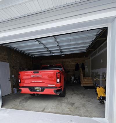 Photo 4 of 18 of home located at 227 Pine Lakes Drive 52 Lapeer, MI 48446