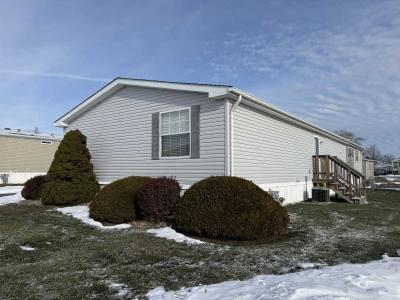 Photo 2 of 18 of home located at 4 Cynthia Ln Beecher, IL 60401