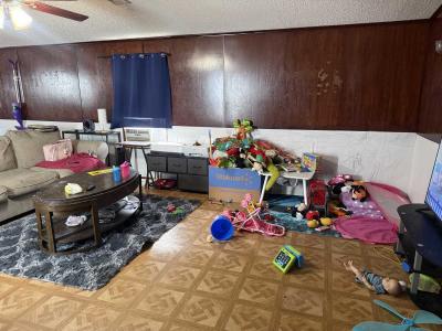 Photo 5 of 19 of home located at 14209 Isoba Court Tampa, FL 33613