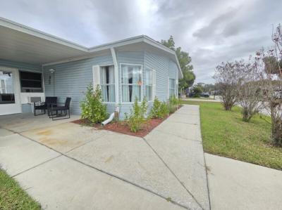 Photo 4 of 28 of home located at 416 Mcelwee Dr Auburndale, FL 33823