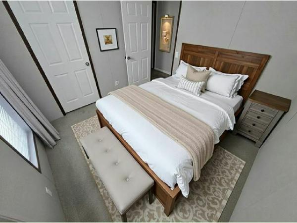 2017 FRIENDSHIP Mobile Home For Sale