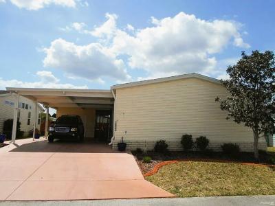 Mobile Home at 4033 Russian Olive Ln Zephyrhills, FL 33541