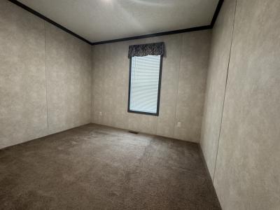 Photo 3 of 10 of home located at 184 Brookside Manor Goshen, IN 46526