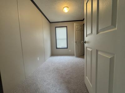 Photo 3 of 12 of home located at 557 Brookside Manor Goshen, IN 46526