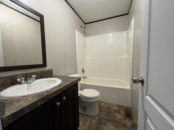 2014 Clayton WK1100695IN Mobile Home