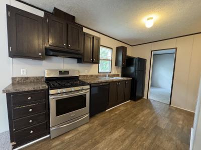 Photo 2 of 11 of home located at 60 Brookside Manor Goshen, IN 46526