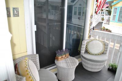 Photo 4 of 24 of home located at 200 Dolliver St. Site #422 Pismo Beach, CA 93449