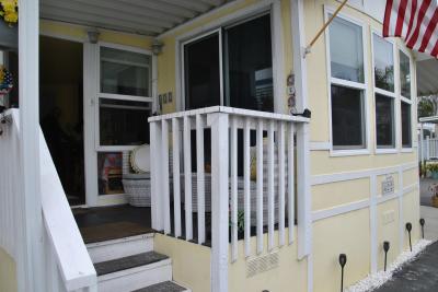 Photo 3 of 24 of home located at 200 Dolliver St. Site #422 Pismo Beach, CA 93449