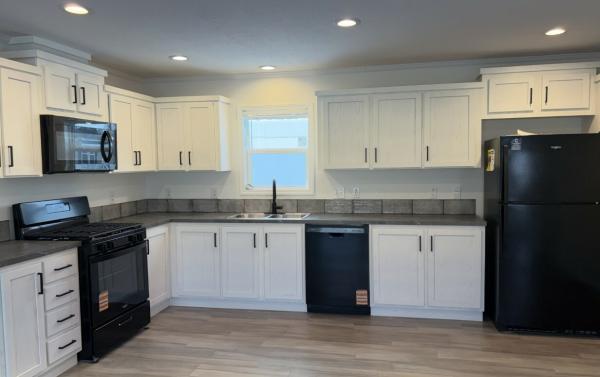 2026 Champion RAPB2852H32171 Mobile Home