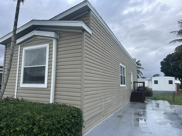 2012 Champion Cabana Mobile Home