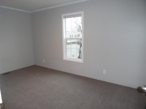 2022 Champion RA1670216 Mobile Home