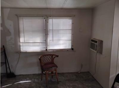 Photo 3 of 7 of home located at 37707 Sr 54 Lot 29 Zephyrhills, FL 33542